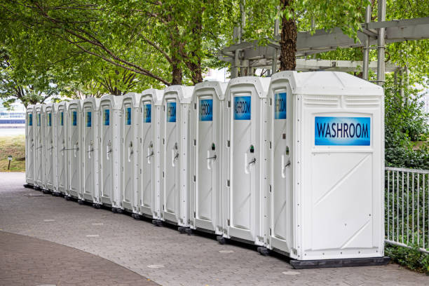 Best Sanitation services for porta potties  in Bal Harbour, FL